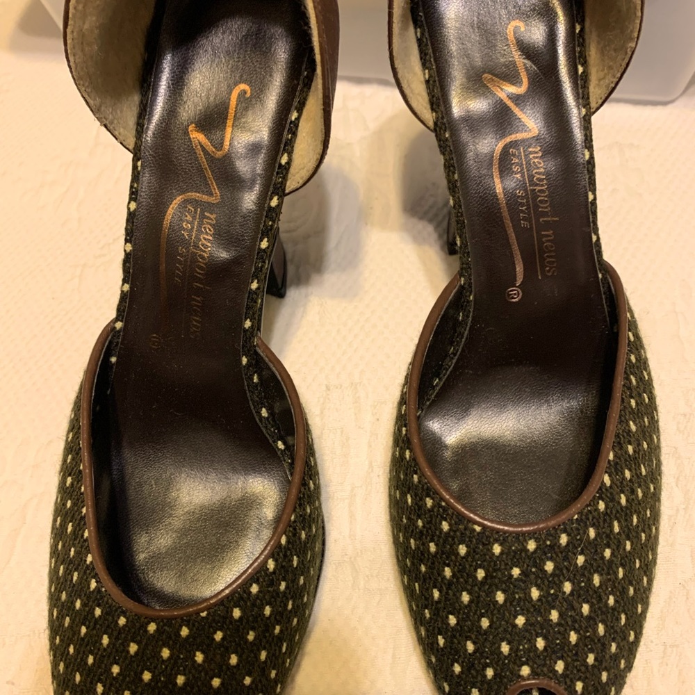 Vintage style heels